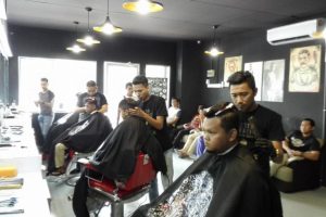 Kedai gunting rambut kuantan
